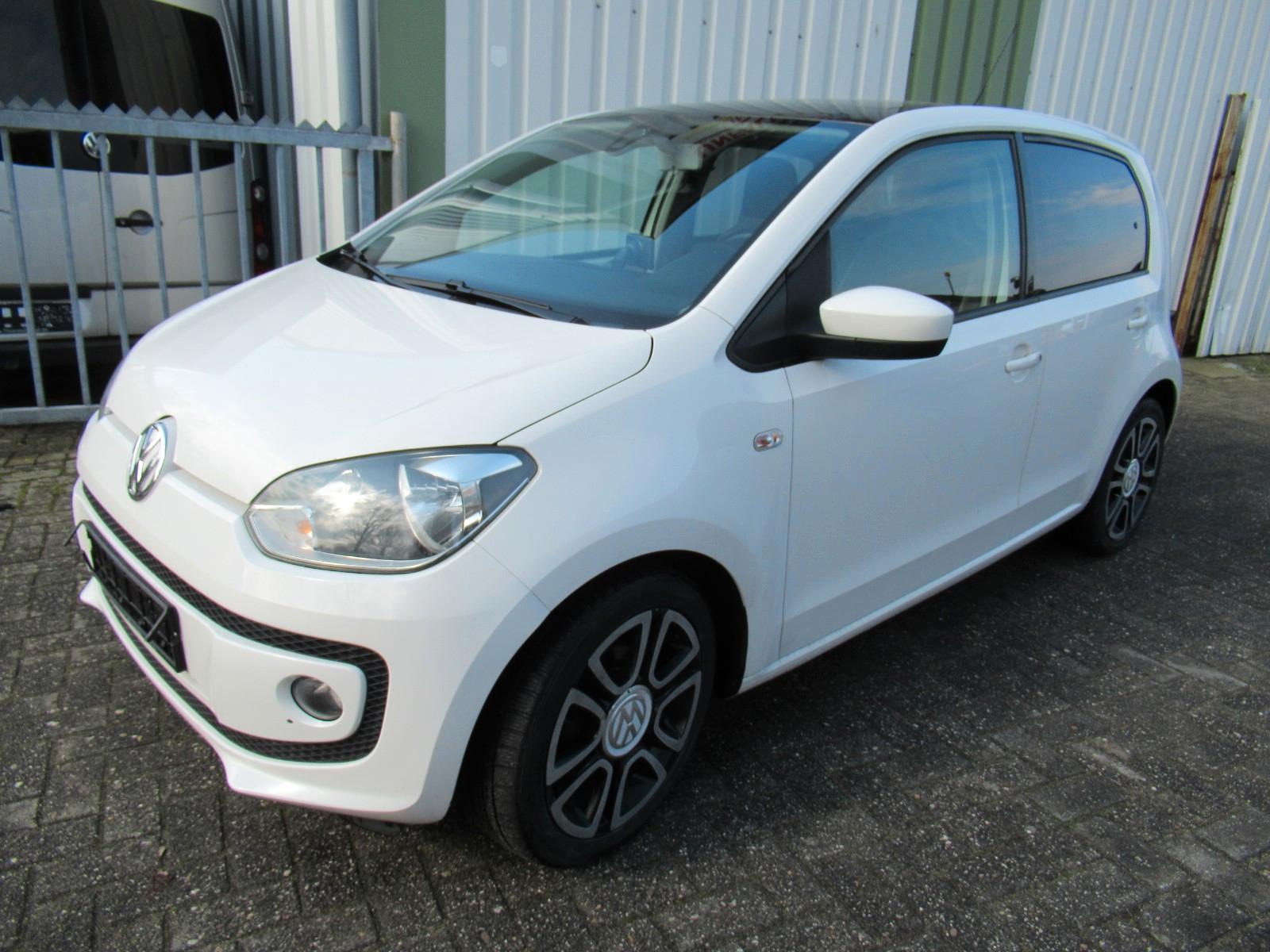 Volkswagen up! high up!