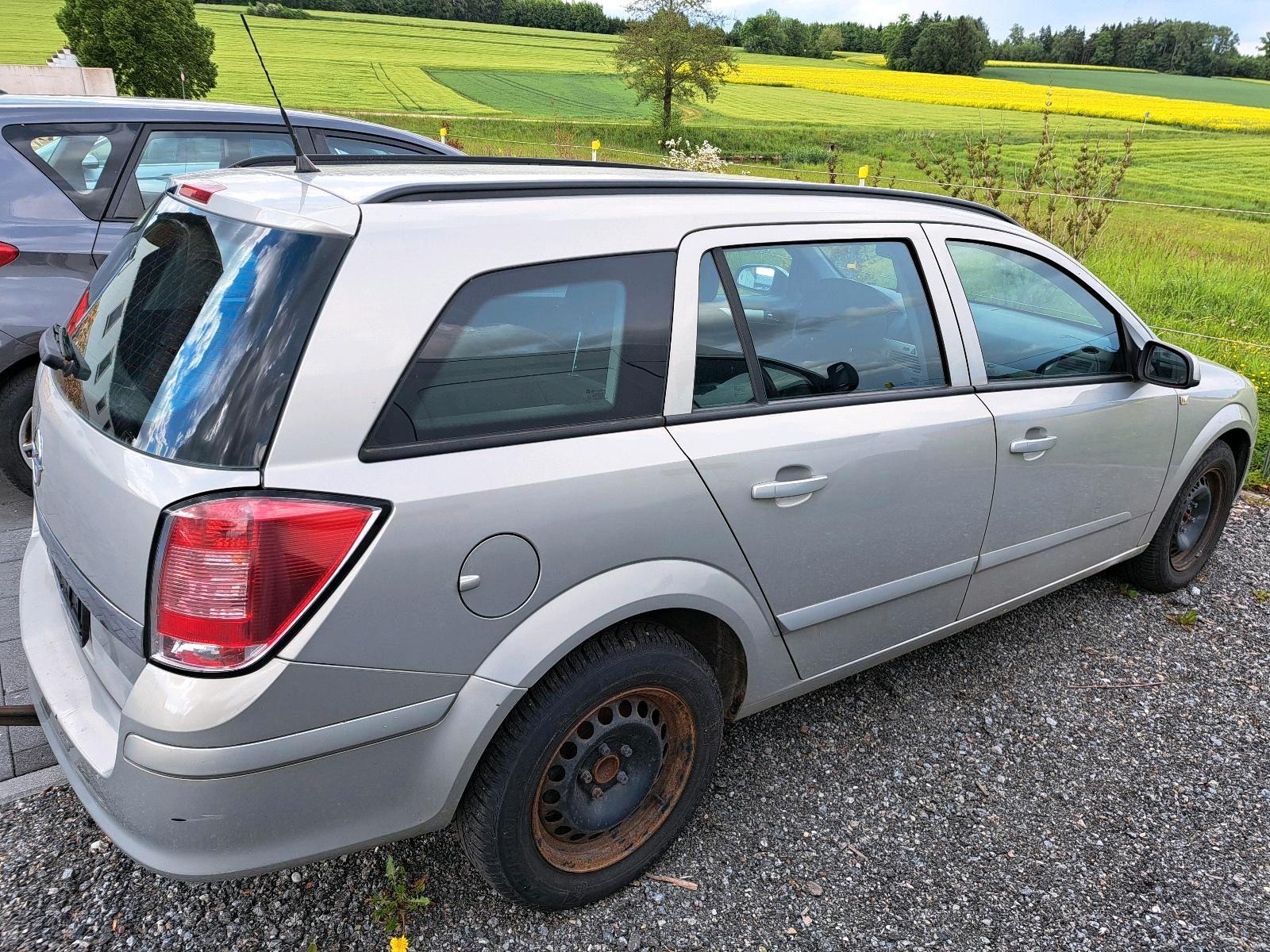 Opel Astra 2006 — interior