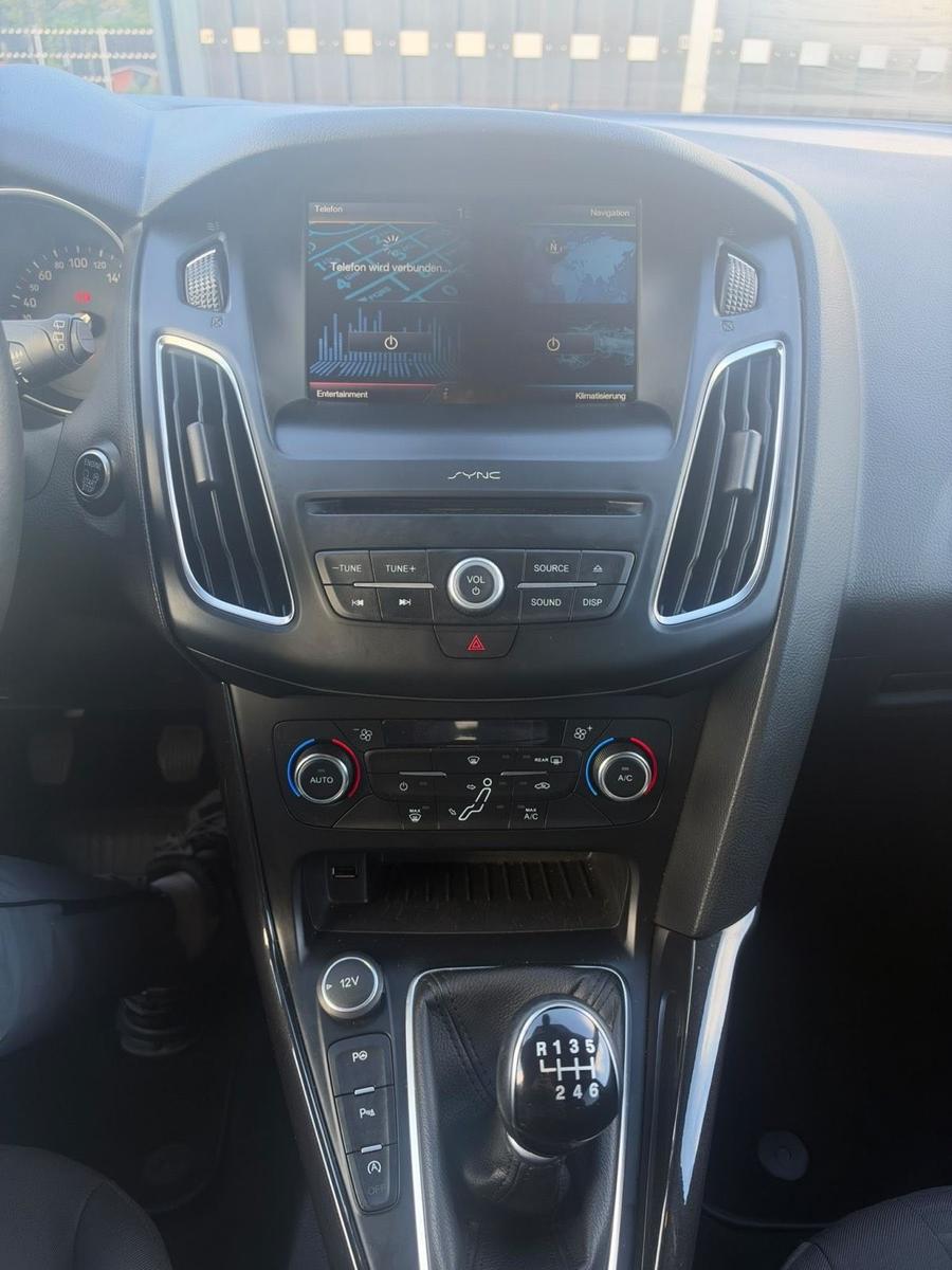 Ford Focus 2015 — photo 6