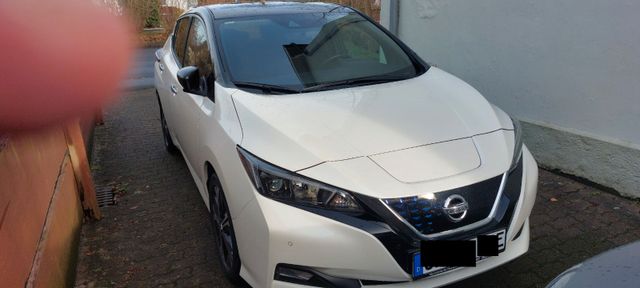 Nissan Leaf N-CONNECTA 150 PS 40KWH,AHK,Winterp.