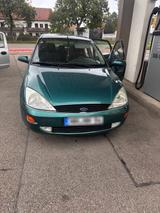 Ford Focus mit neue TÜV in Memmingen - Ford Focus aus 1999: Kombi
