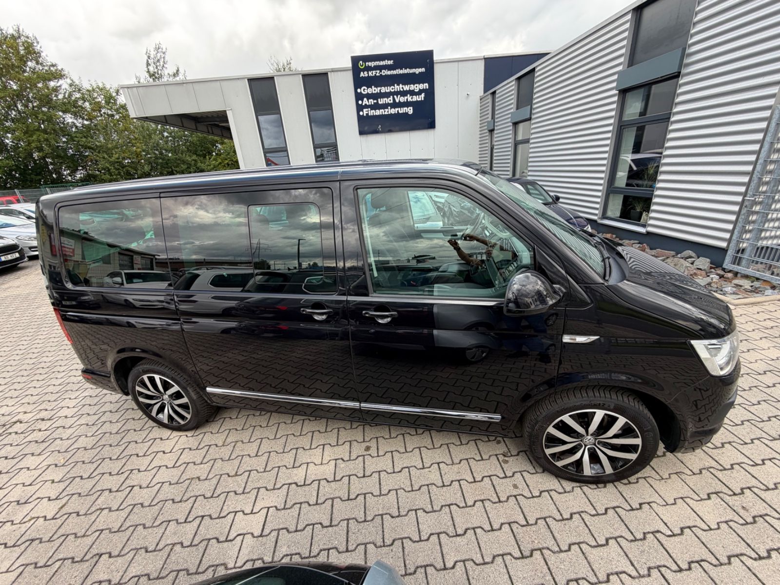 Volkswagen T6 Multivan HIGHLINE LEDER KLIMA EL.TÜREN KAMERA foto 9