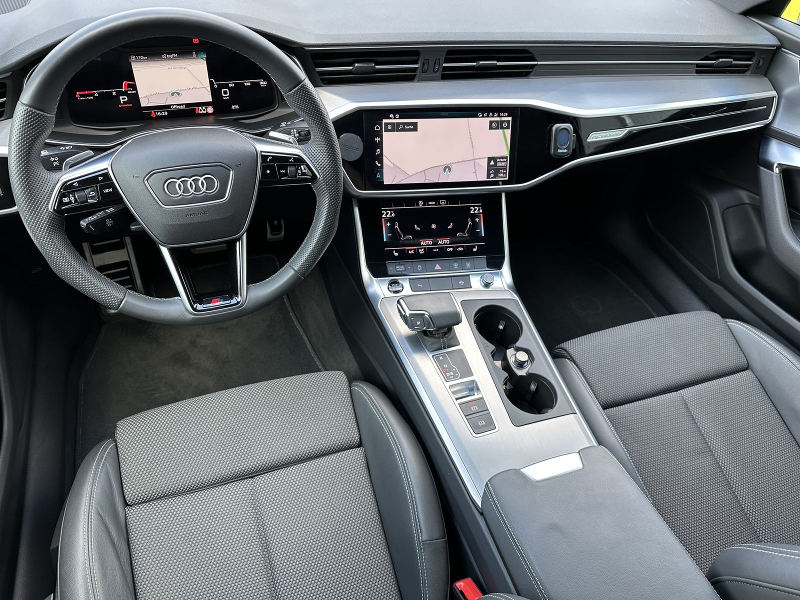 Fahrzeugabbildung Audi A6 Avant 45 TDI Qu S-Line Black NAV+LED+VCOCK+PP