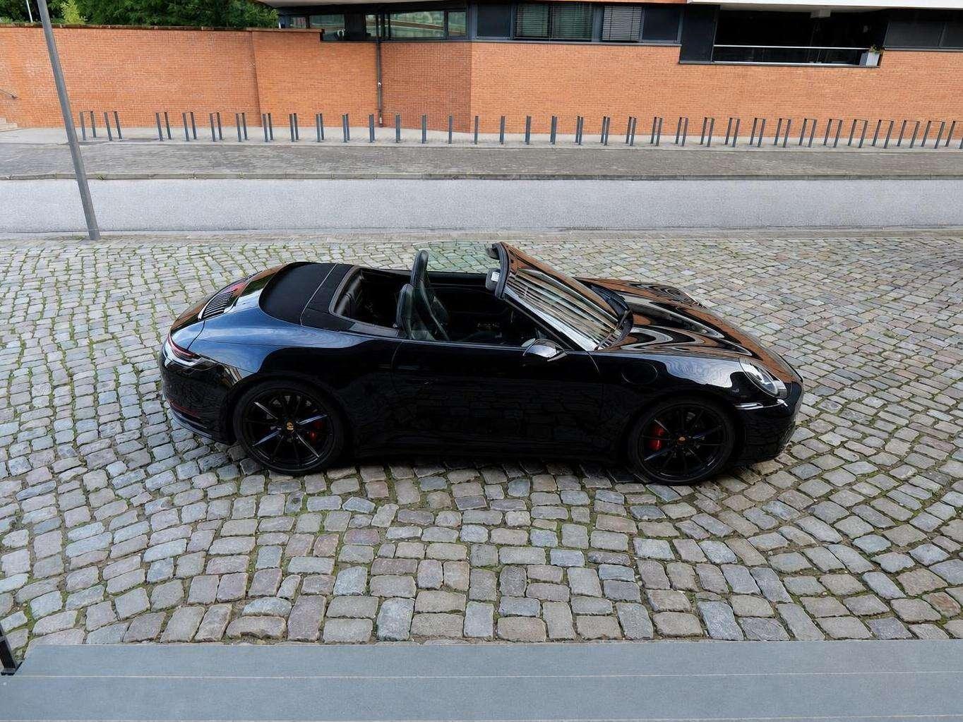 Porsche 992 911 (992) Carrera 4S Cabriolet   Lift   Spor