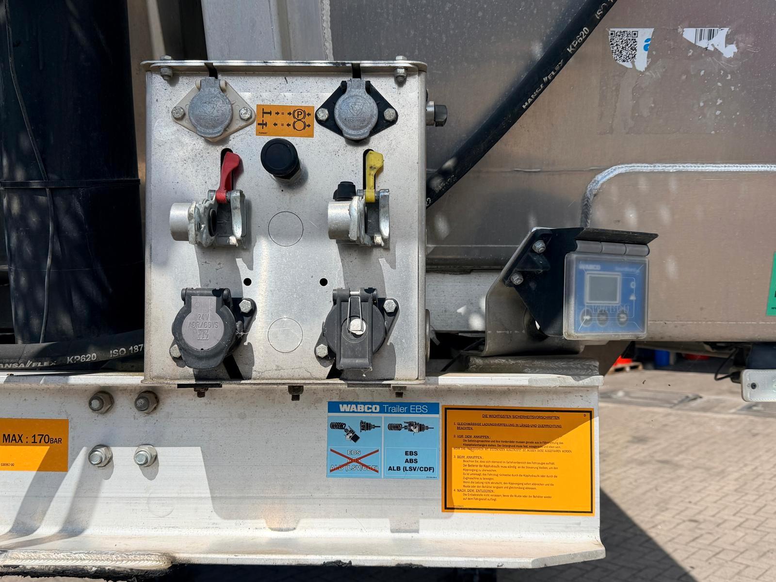 Benalu C39 Kipper ALU HYVA Hydraulik 2023 3 SAF