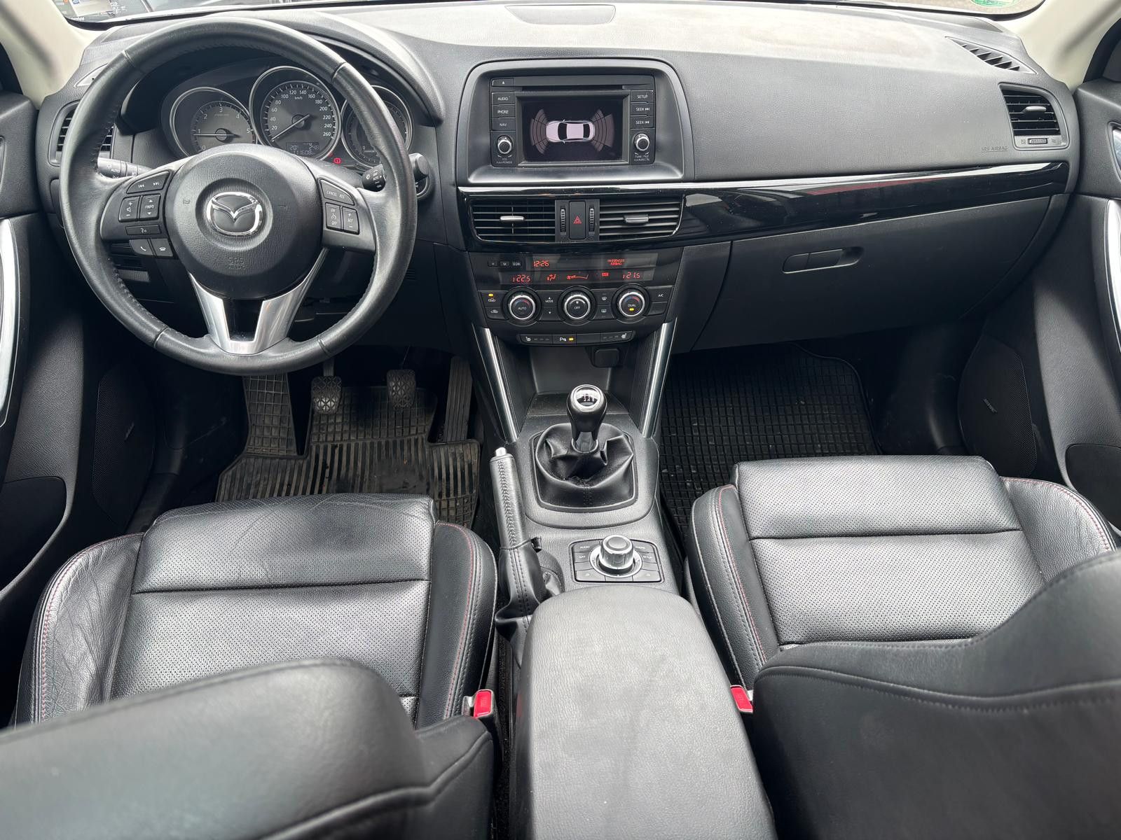 Fahrzeugabbildung Mazda CX-5 Sports-Line AWD-NAV-XEN-LEDER-AHK-GSD-BOSE-