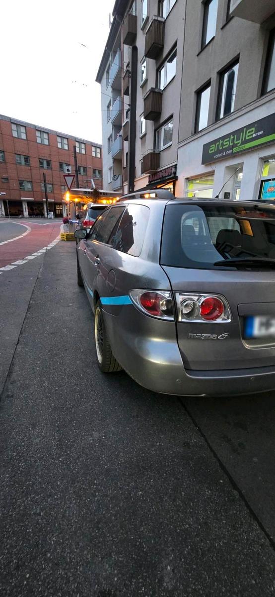 Mazda 2 2004 — photo 5