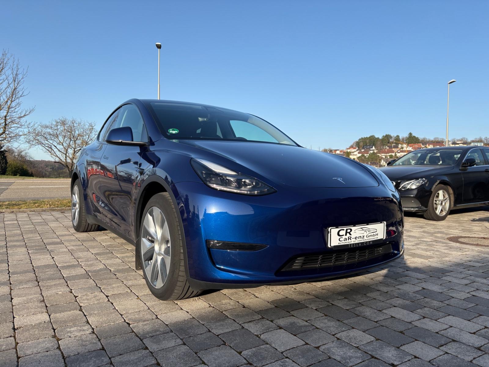 Tesla Model Y Long Range Dual AWD AHK