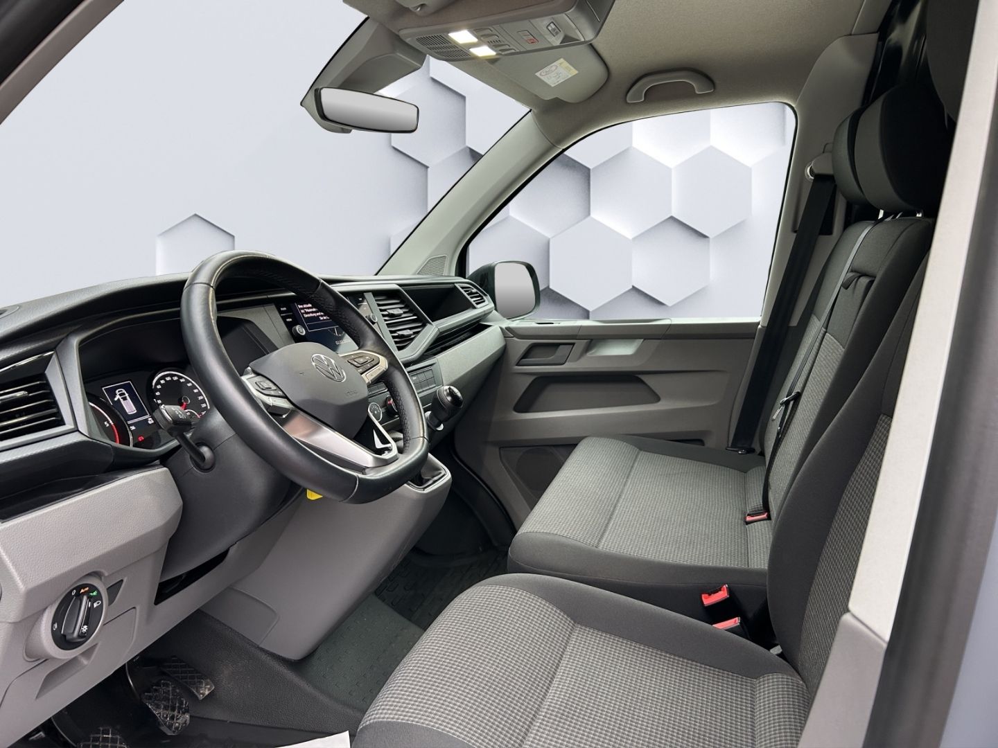 T6.1 Kasten 2,0l TDI 5-Gang AHK Navi LED ACC App