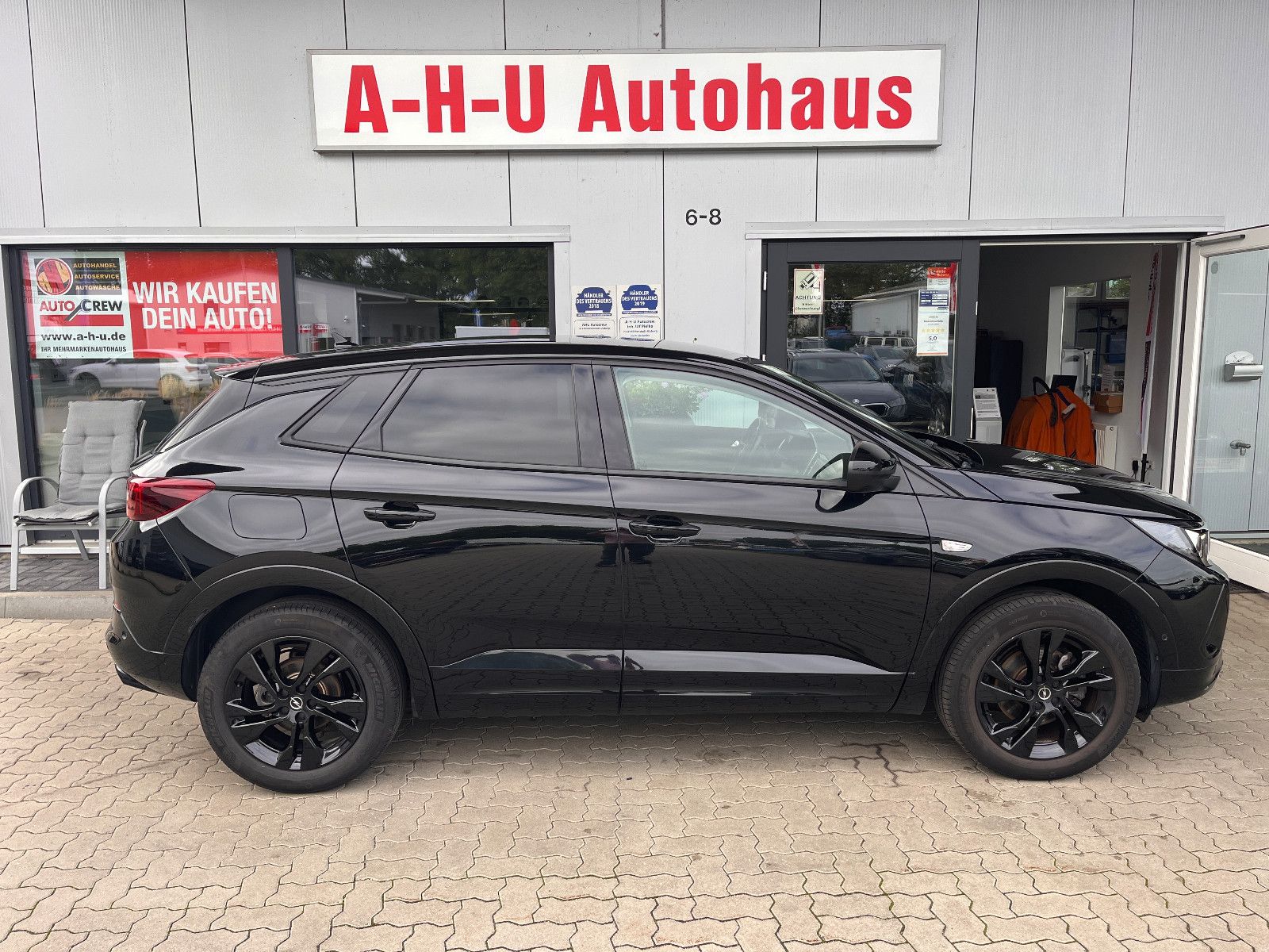 Fahrzeugabbildung Opel Grandland GS-Line 1.2 Automatik