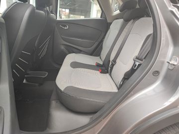 Bild 16 Renault Captur Luxe 1.2 TCe AT +NAVI+KAMERA+PDC+SHZ+AHK+