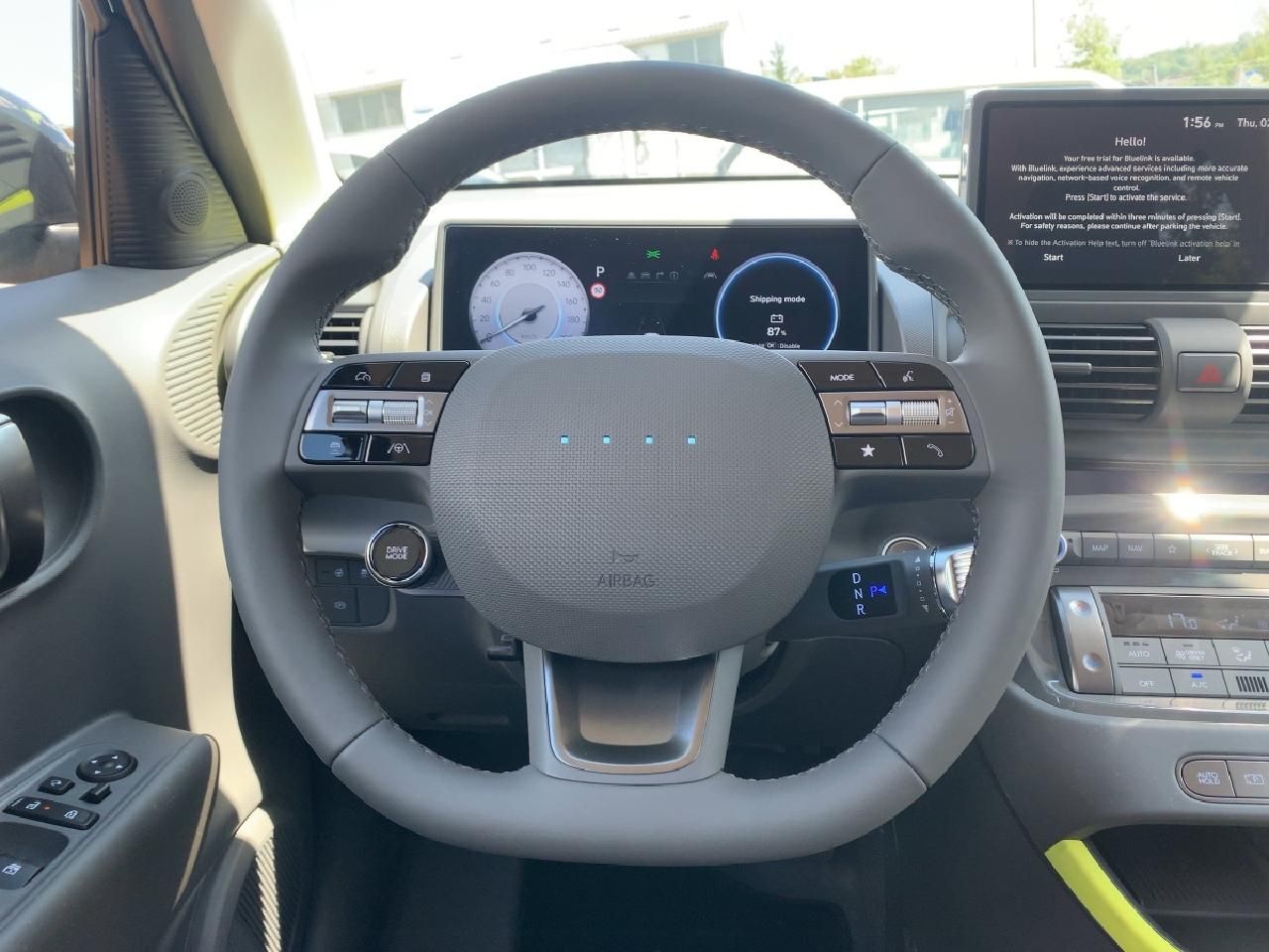 Fahrzeugabbildung Hyundai INSTER E 49kWh Cross Assistenz Glas-Schiebedach*