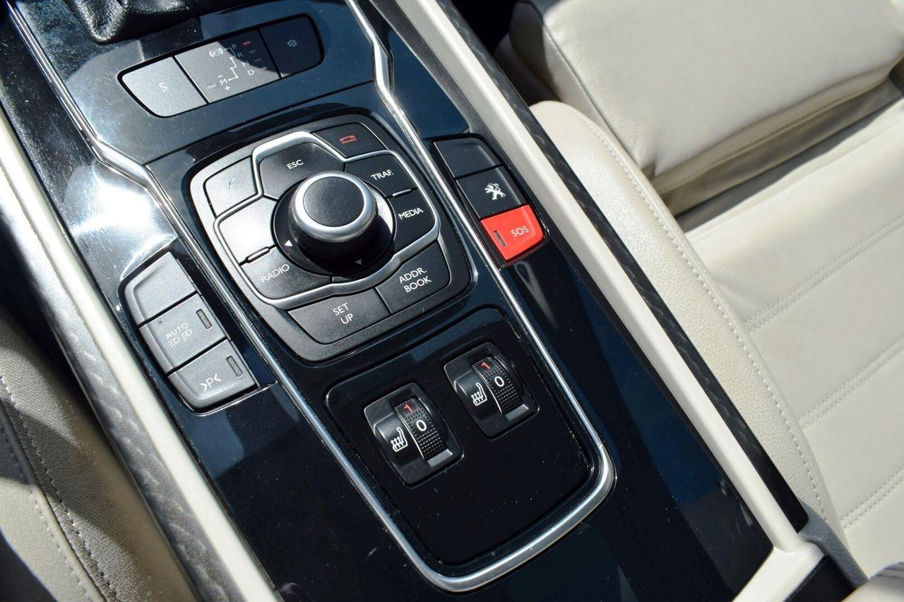Peugeot 508 2011 — photo 11