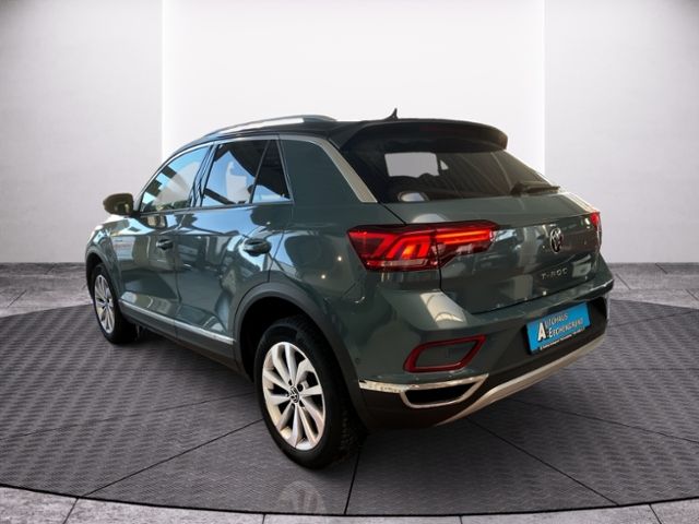 Fahrzeugabbildung Volkswagen T-ROC 1.5 TSI DSG 110 KW "STYLE" AHK NAVI LED-PL