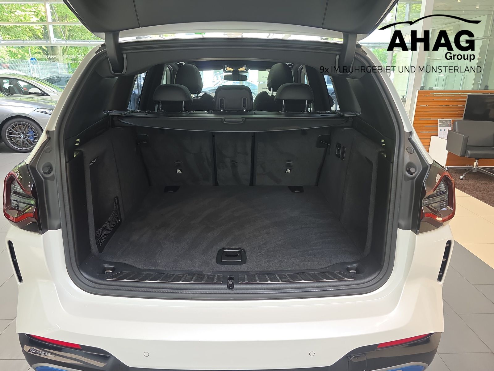 BMW iX3 - Bild 13