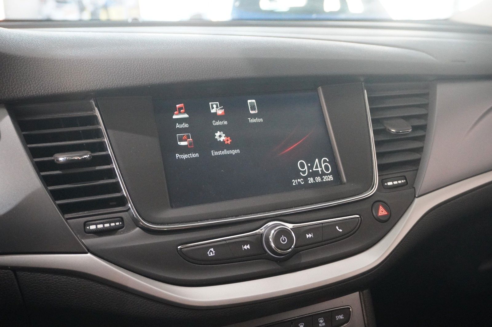 Fahrzeugabbildung Opel Astra K ST 1.0 BUSINESS NAVI/LED/SHZ/TEMP./SPORT