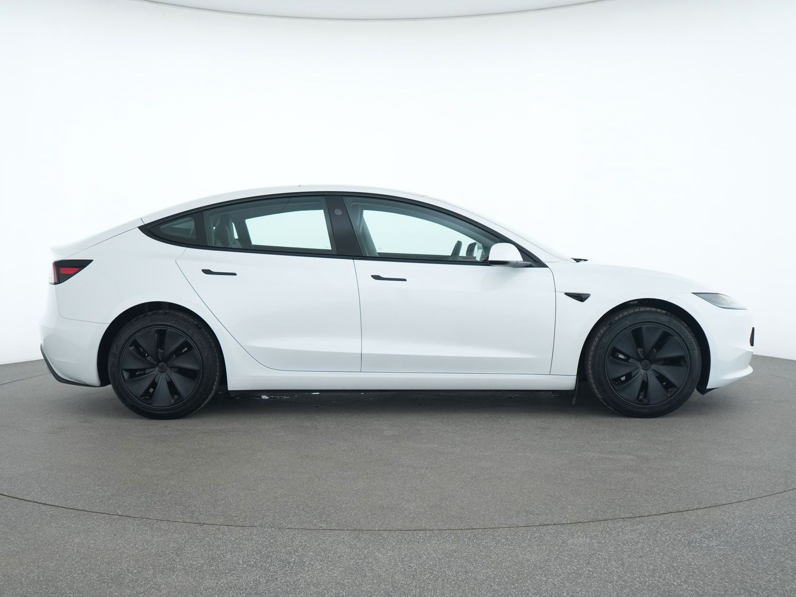 Tesla Model 3 - Bild 5