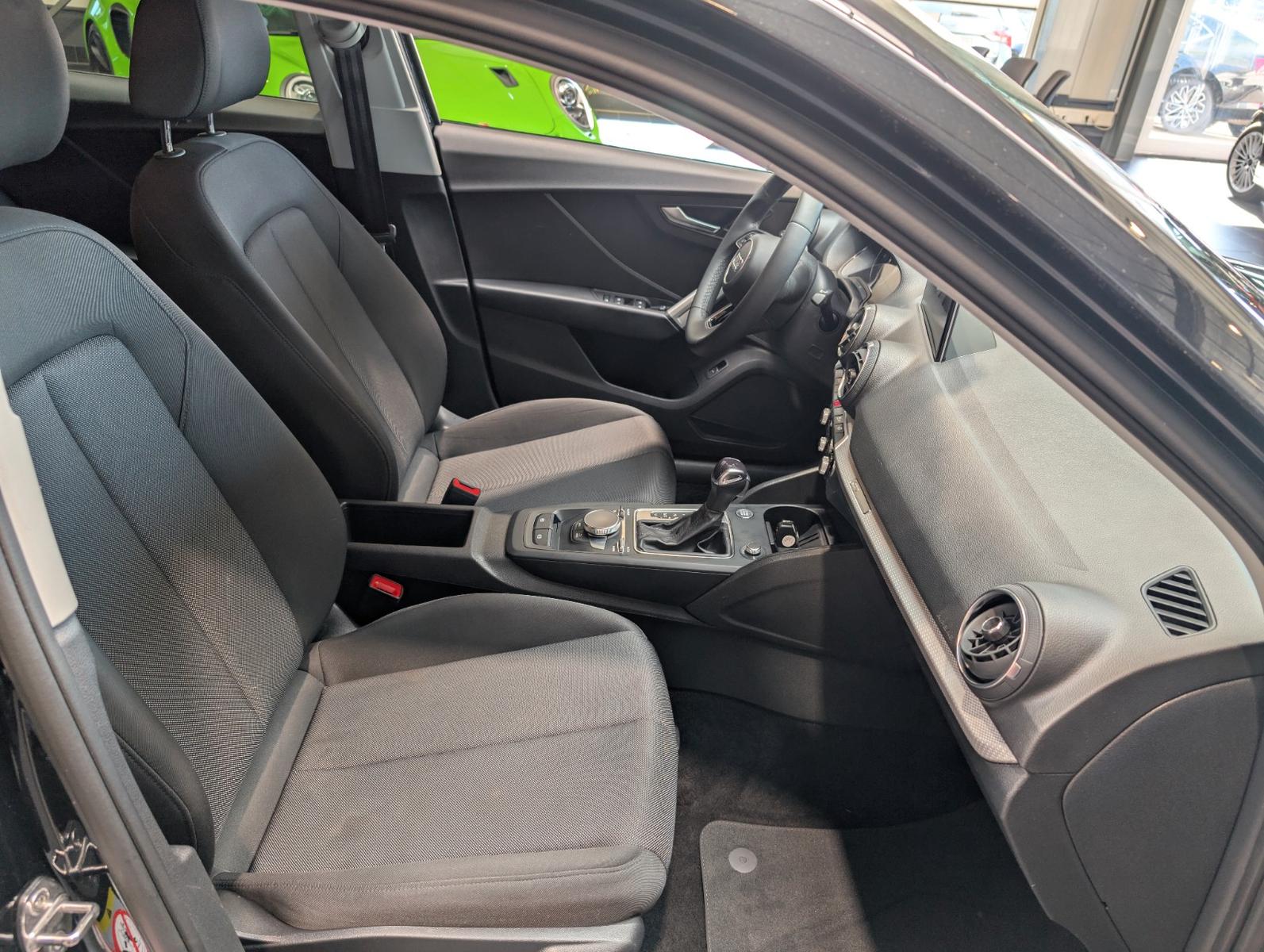 Audi Q2 35 TFSI S tronic 1.Hand, миниатюра 14