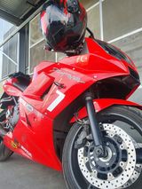 Triumph Daytona 600 - TRIUMPH 600 DAYTONA