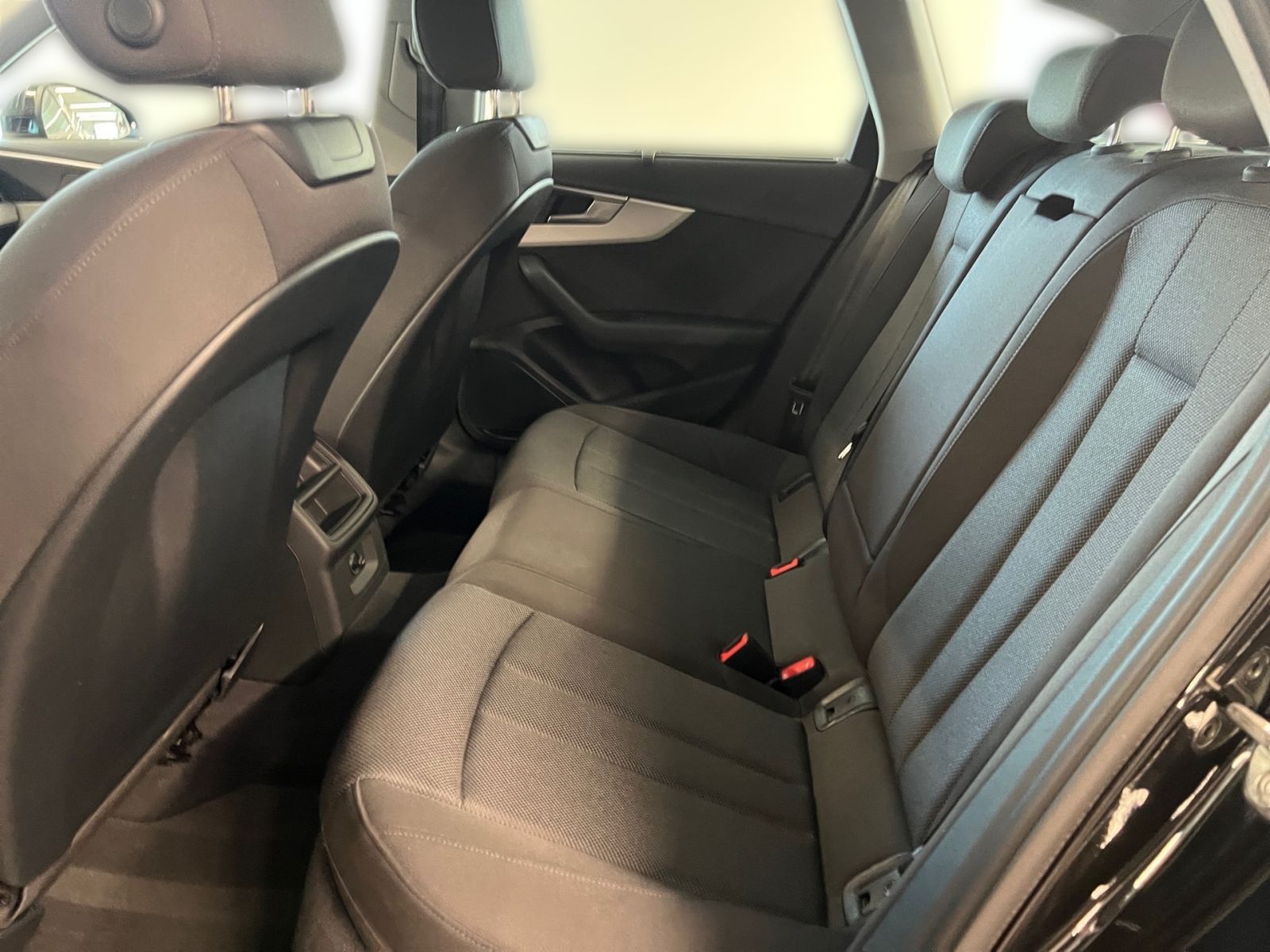 Audi A4 - Bild 10