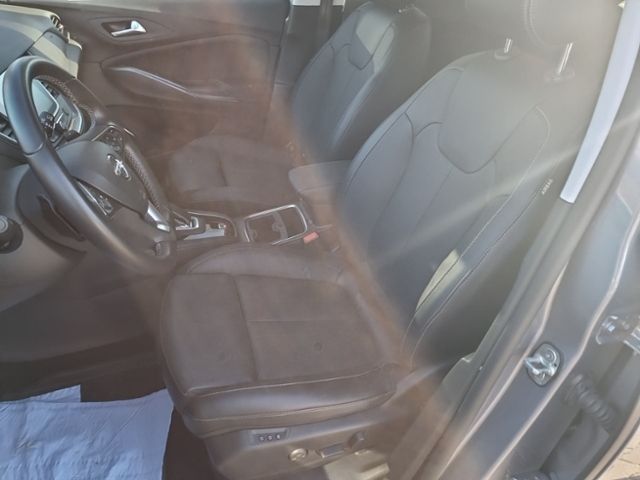 Fahrzeugabbildung Opel Grandland X 1.6 l LED SHZ KEYLESS NAVI 360-KAMER