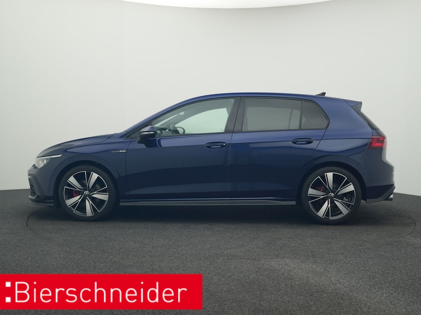 Volkswagen Golf 8 2.0 TDI DSG GTD PANO DCC IQ.LIGHT STANDH imagem 3