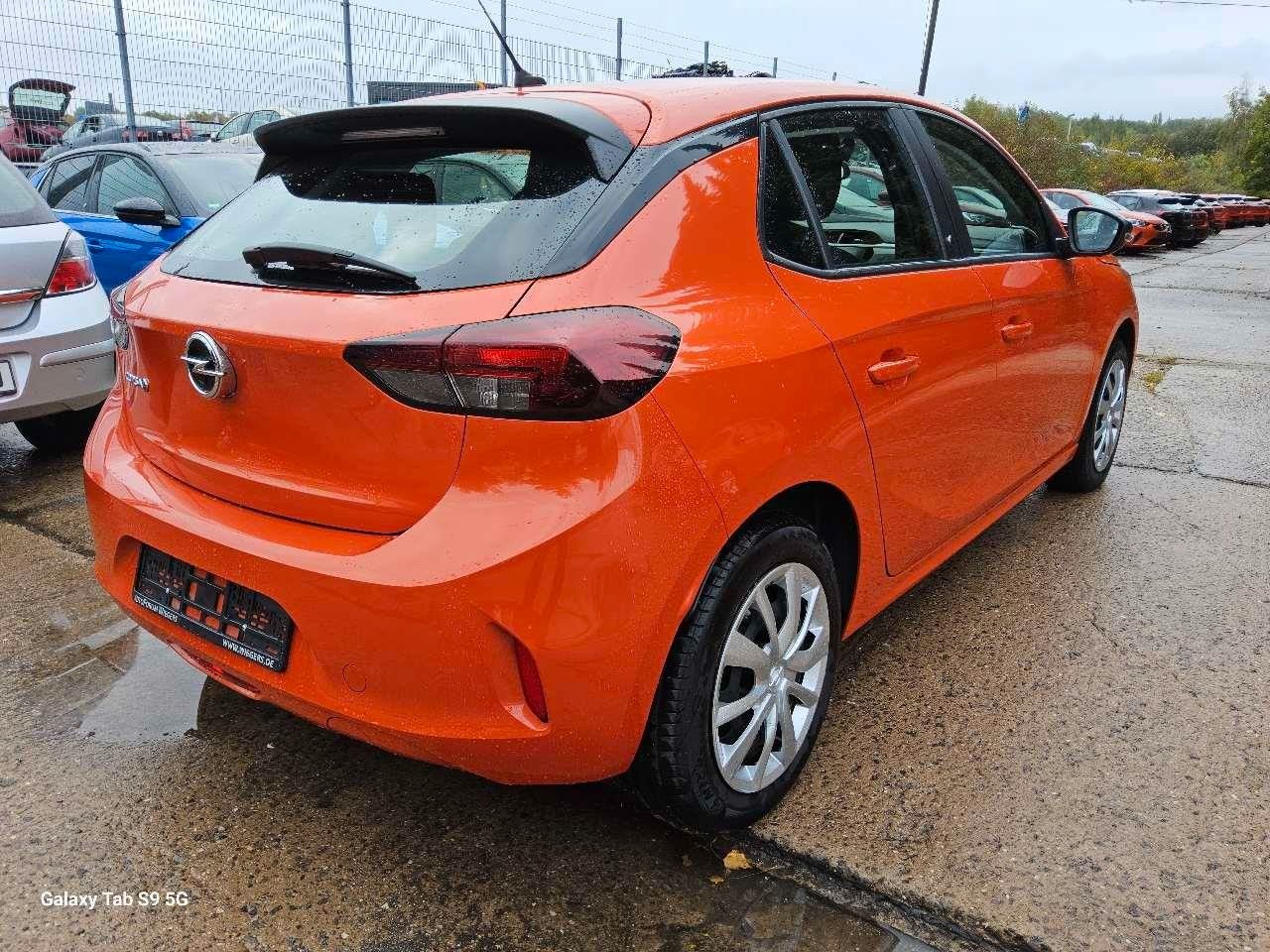 Fahrzeugabbildung Opel Corsa-e F EDITION 7KW NAVI/VIRT/TEMP/DAB/WÄRMEP.