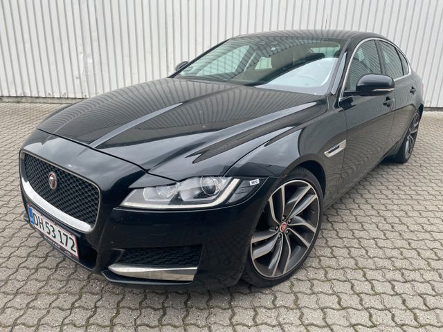 Jaguar XF 3.0D TDV6 300PS 2WD  Prestige N 24212