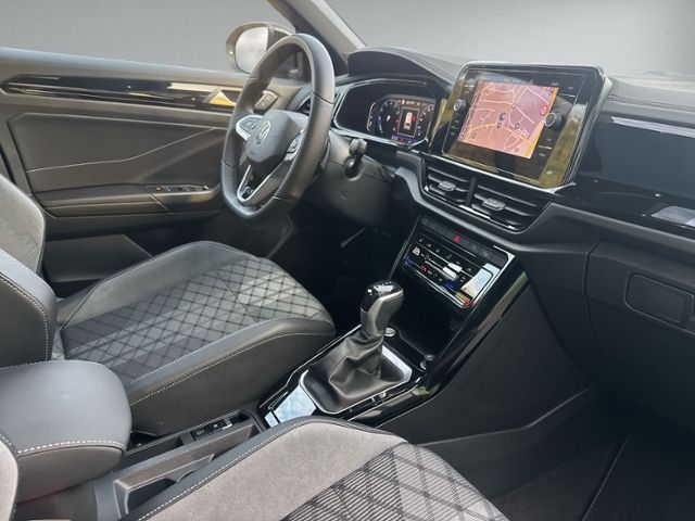 T-Roc 1.5 TSI DSG R-LINE PANO+IQ.LIGHT+RFK+NAVI+