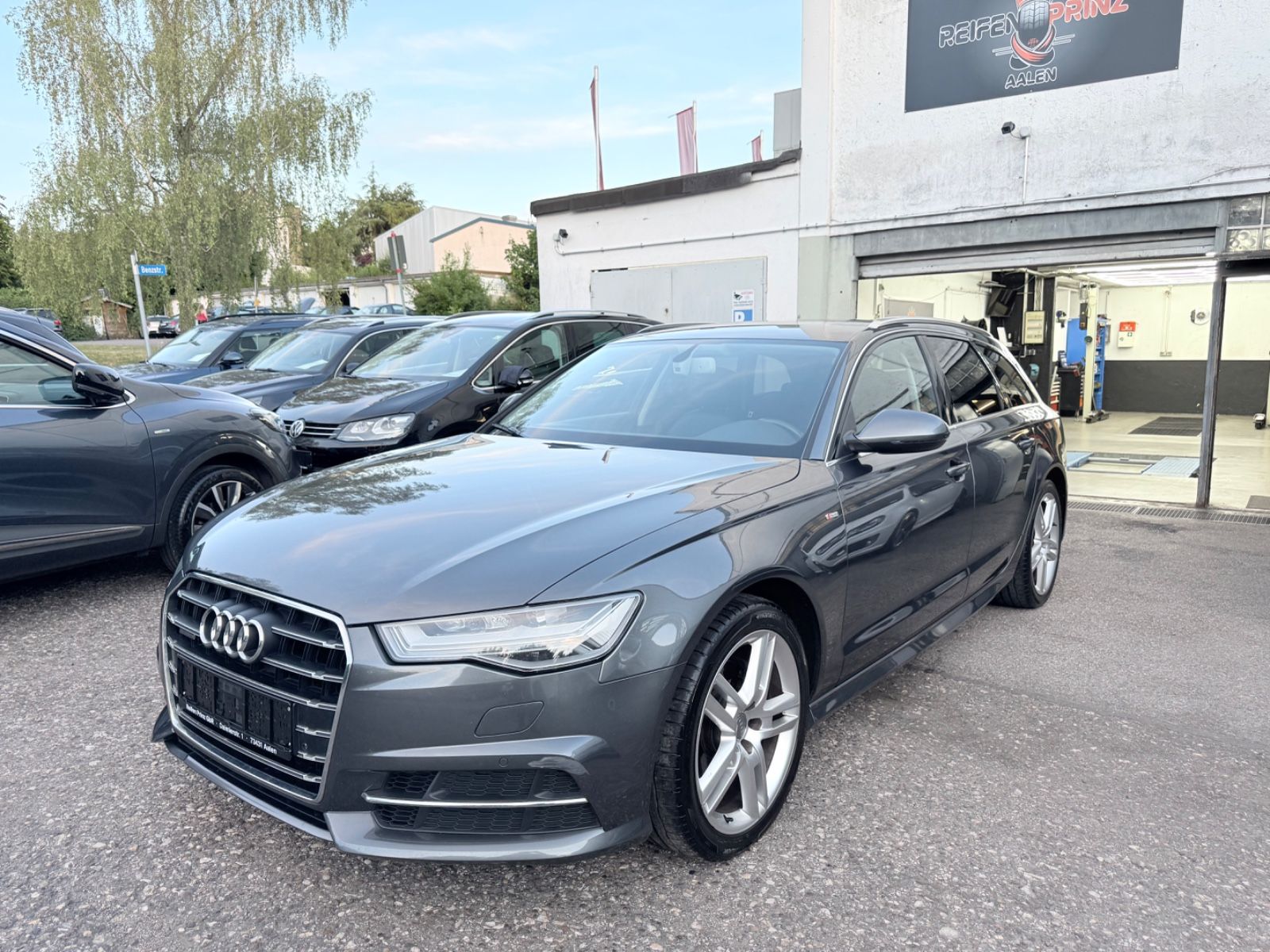 Audi A6 - 1