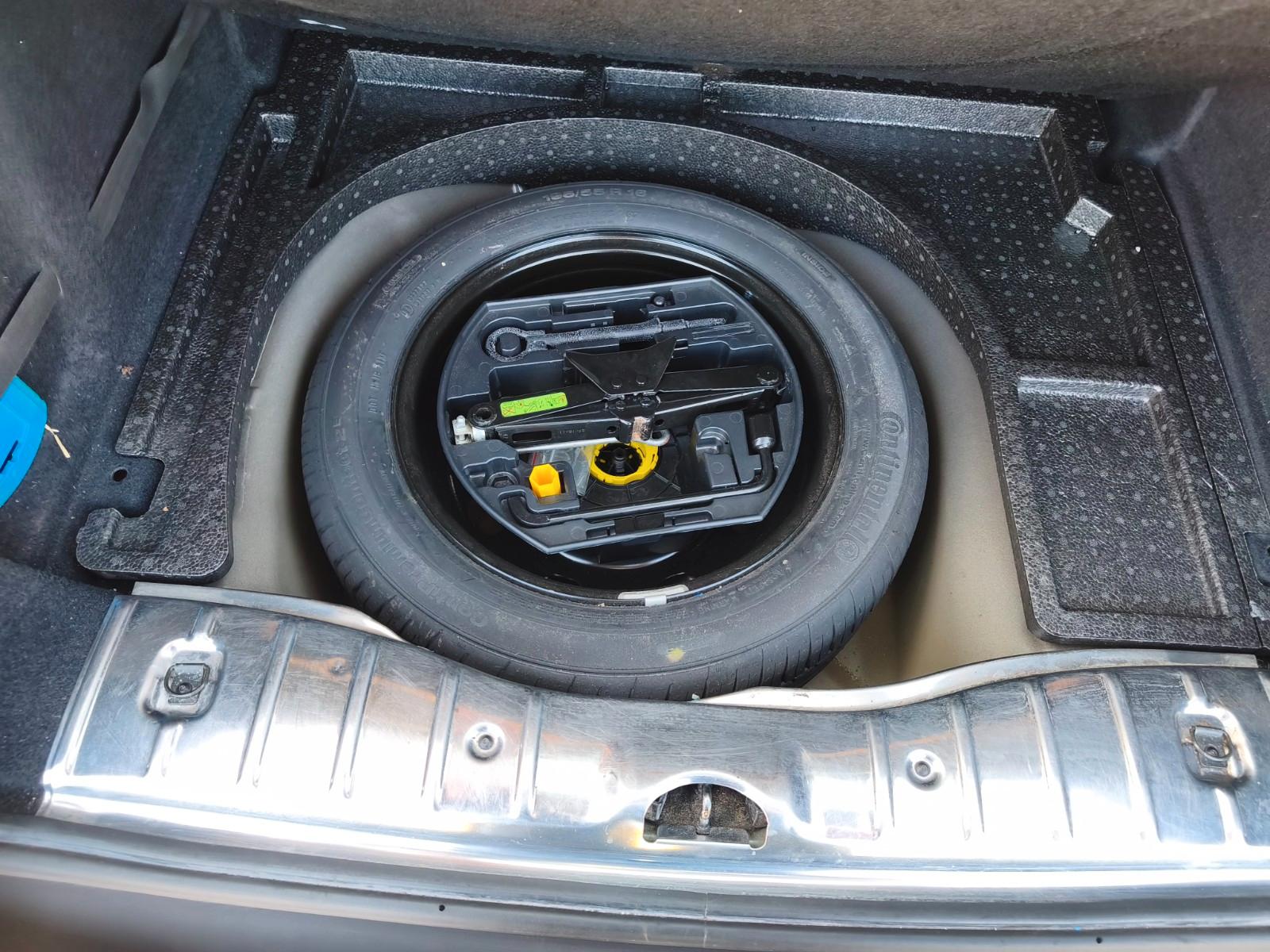 Peugeot 207 2012 — photo 12