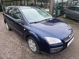 Ford Focus Turnier 1.6 Trend - Ford Focus aus 2005: Kombi