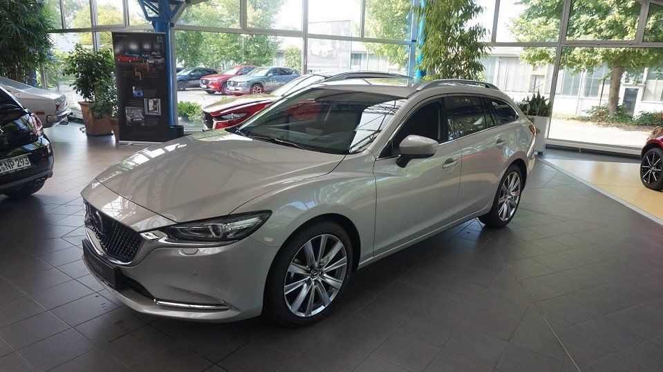 Mazda 6