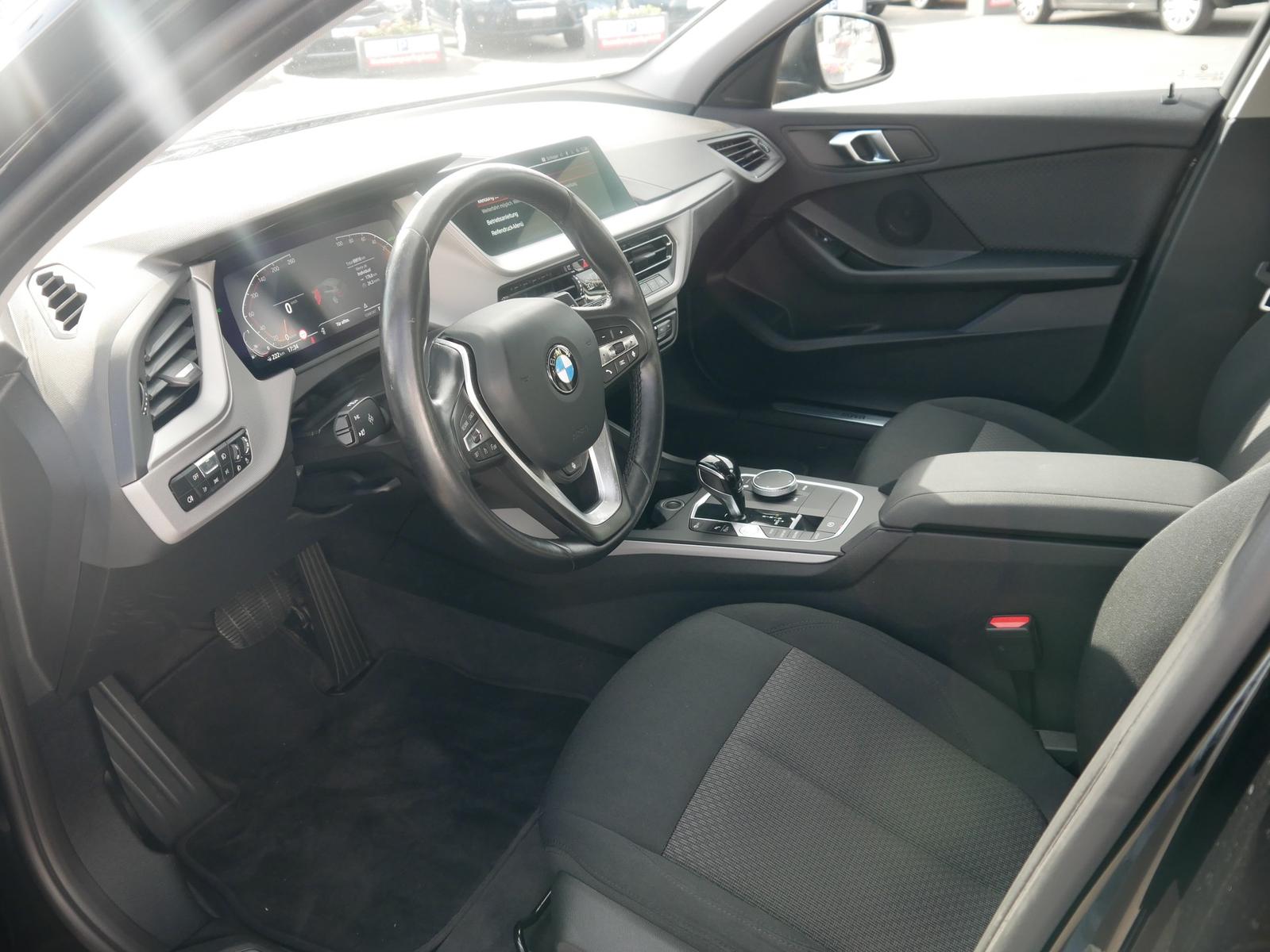 BMW 118 i Advantage Virtual Cockpit el. Heckklappe, миниатюра 10