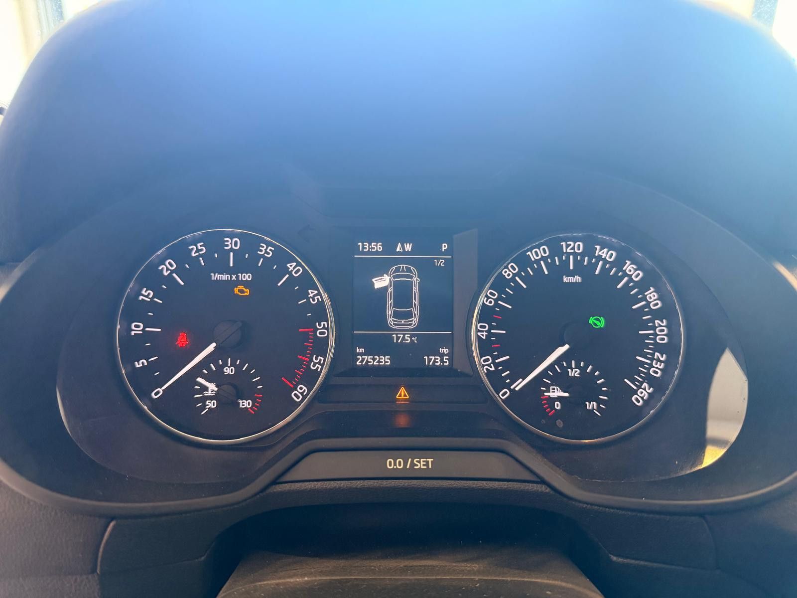 Fahrzeugabbildung SKODA Octavia Combi Ambition/ 1.HAND / NAVI/KLIMA/