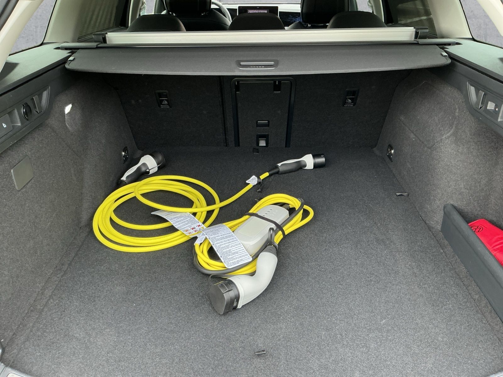 Volkswagen Passat Variant - Bild 14
