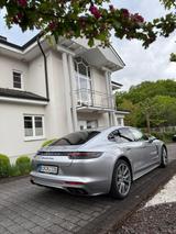 Porsche Panamera Turbo Turbo - Porsche Panamera: Silber