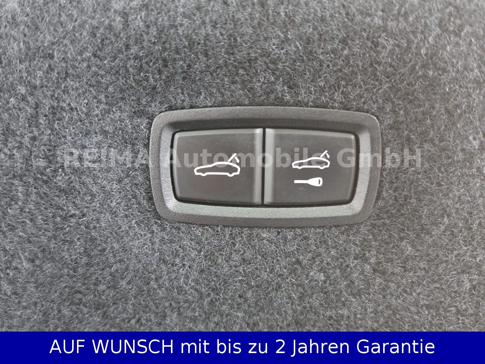 Fahrzeugabbildung Porsche Taycan Turbo 93 KWH, SOH 93,5%, LED