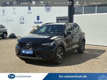 Volvo Leasingangebot: Volvo XC40 B4 Plus Dark 8-Fach Aktionspreis