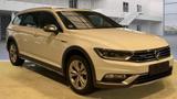 Volkswagen Passat Alltrack 4Motion Pano Standheiz. Digital - Volkswagen Passat Alltrack mit Benzin-Antrieb: Automatik