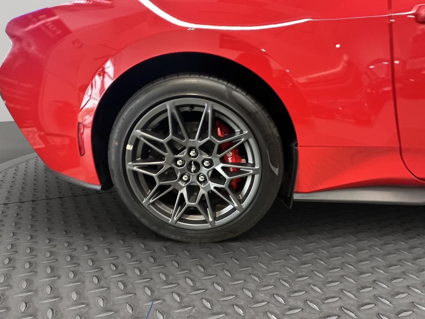 Fahrzeugabbildung Ford Mustang Fastback 5.0 Ti-VCT V8 328 kW GT