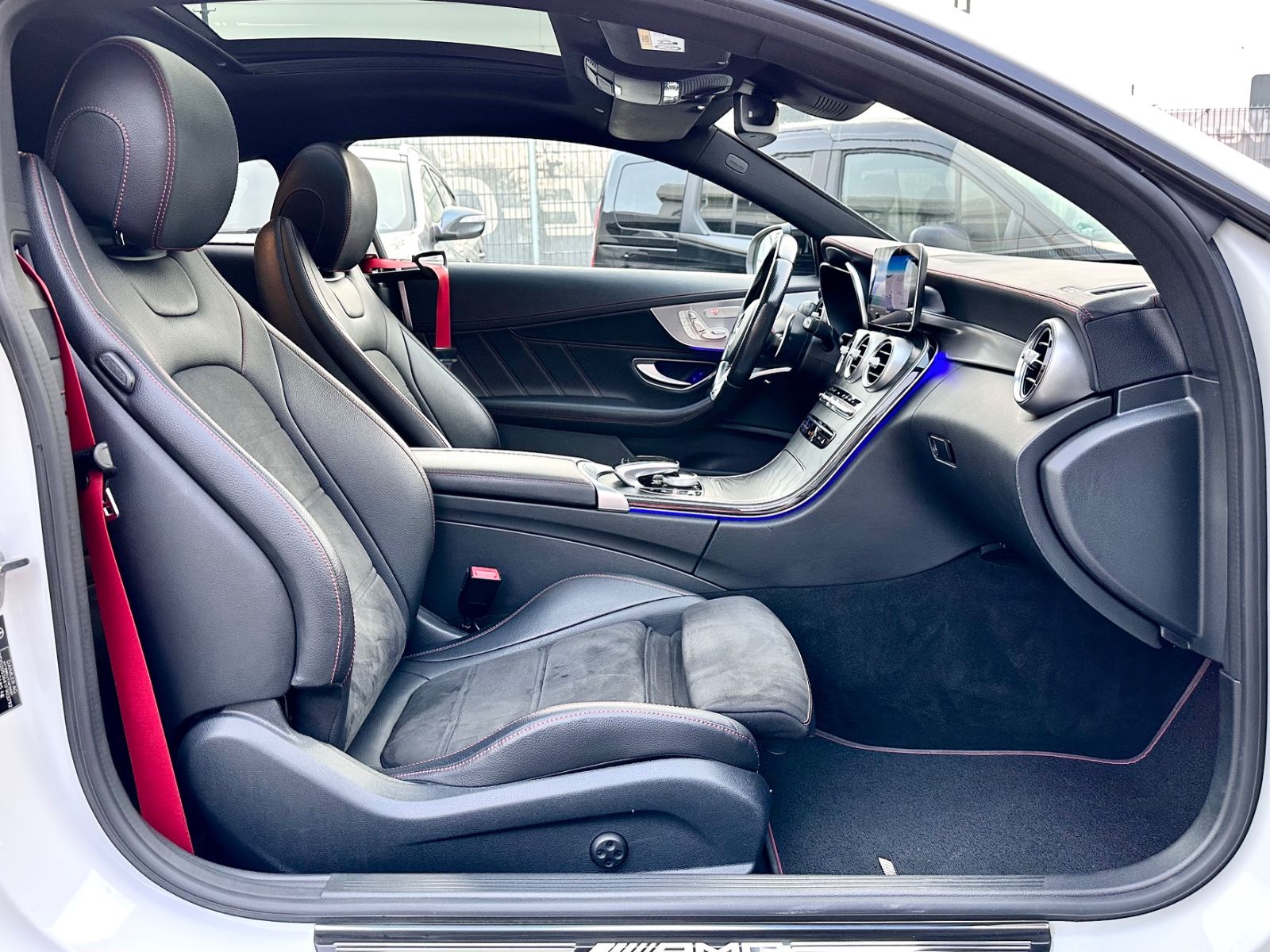 Fahrzeugabbildung Mercedes-Benz C 43 AMG Coupe 4Matic*Burmester+Pano+LED+Memory*