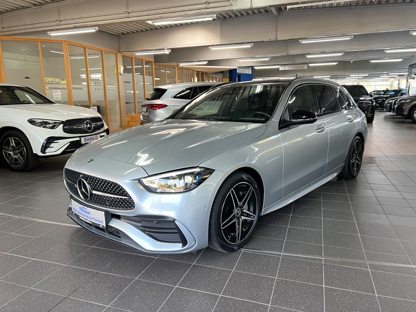 Mercedes-Benz C 220 d T AMG Line NEUPREI 83.990,00 EUR imagem 2