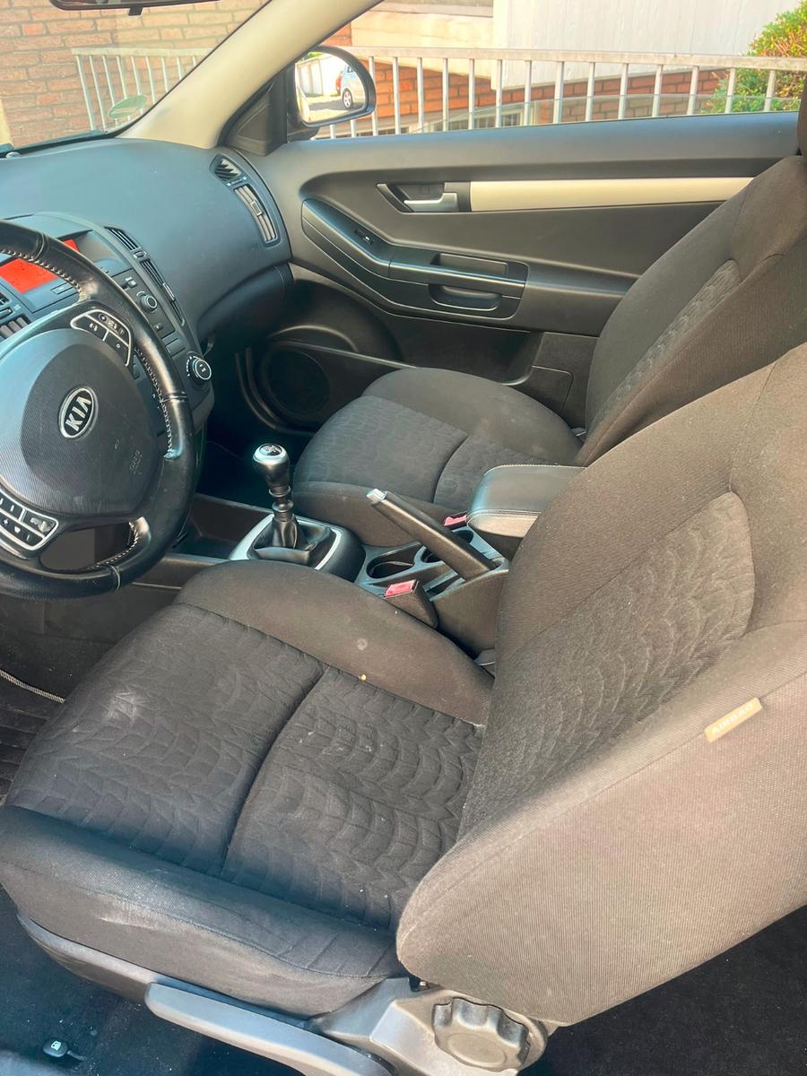 Kia cee'd TÜV 1. Hand