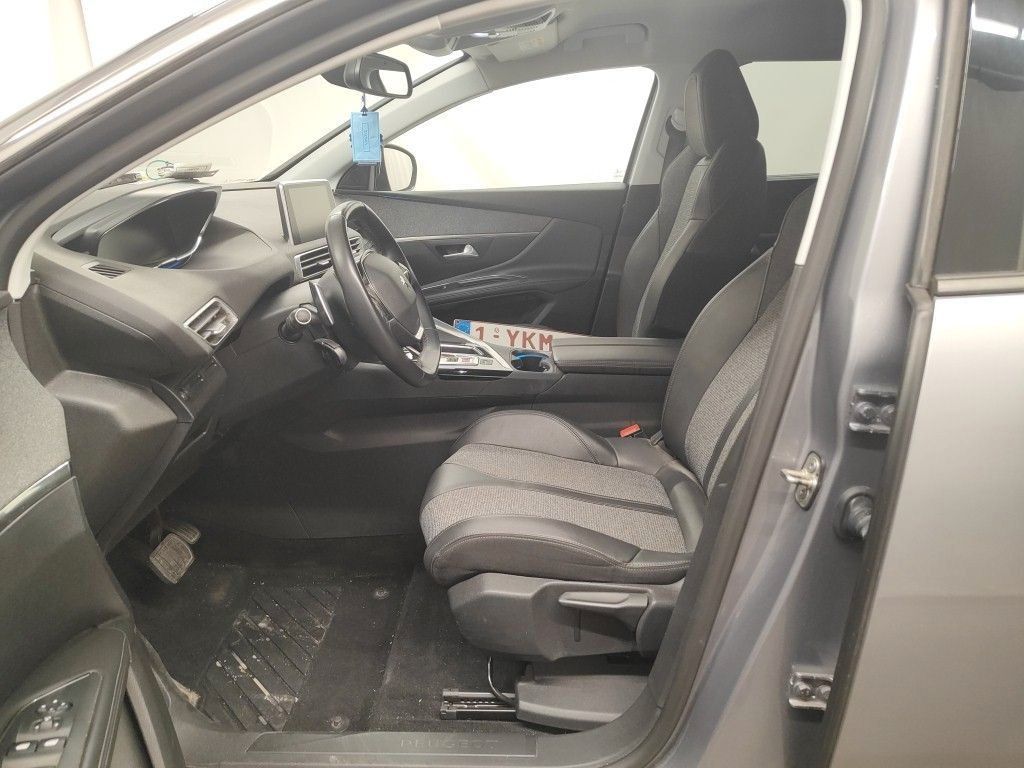 Fahrzeugabbildung Peugeot 5008 Allure 1.5D NAVI/LED/PDC/TEMPOMAT