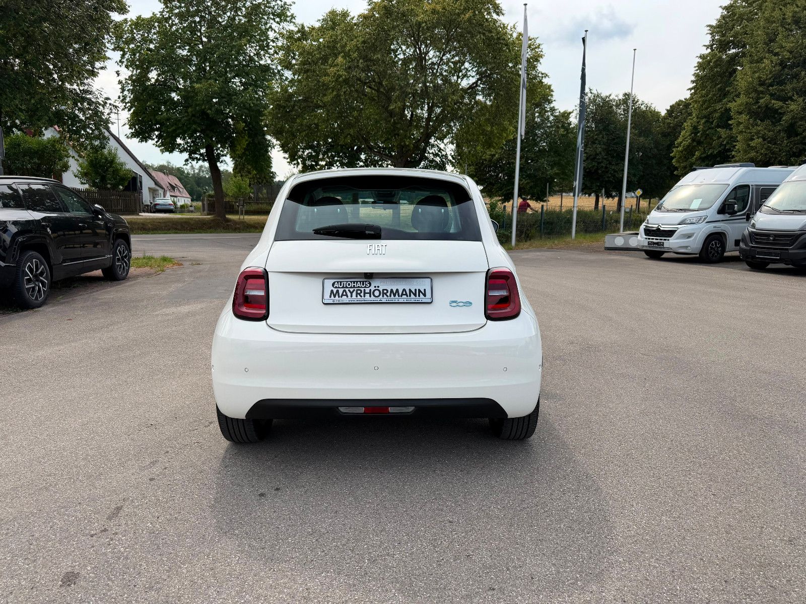 Fahrzeugabbildung Fiat 500 1.0 Hybrid FireFly 48 kW Icon