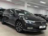 Volkswagen Passat 2.0 TSi DSG Elegance Navi/Leder/IQLight/A - Volkswagen Passat mit Benzin-Antrieb: Kombi, Automatik, 2.0