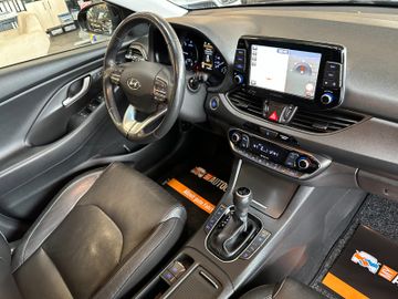 Hyundai i30 Premium *LED*Navi*Spurhalteass*