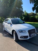 Audi Q5 2.0 TDI Automatik 92.700 km Top-Zu... - : Navigationssystem, 700