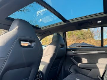 Skoda Kodiaq 2.0 TDI 4x4 Sportline Pano AHK 7-Sitze